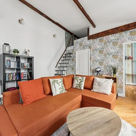 Calme Et Atypique Champs-elysees, Parc Monceau *