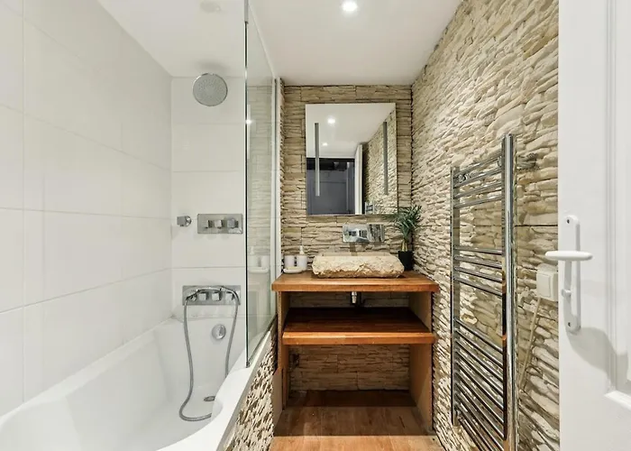 Apartment Calme Et Atypique Champs-elysees, Parc Monceau *