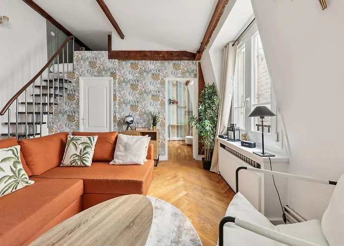 Apartment Calme Et Atypique Champs-elysees, Parc Monceau Paris